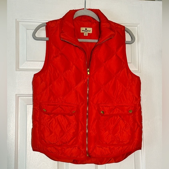 Woolrich red puffer vest. Down filled. Size small - Picture 1 of 7